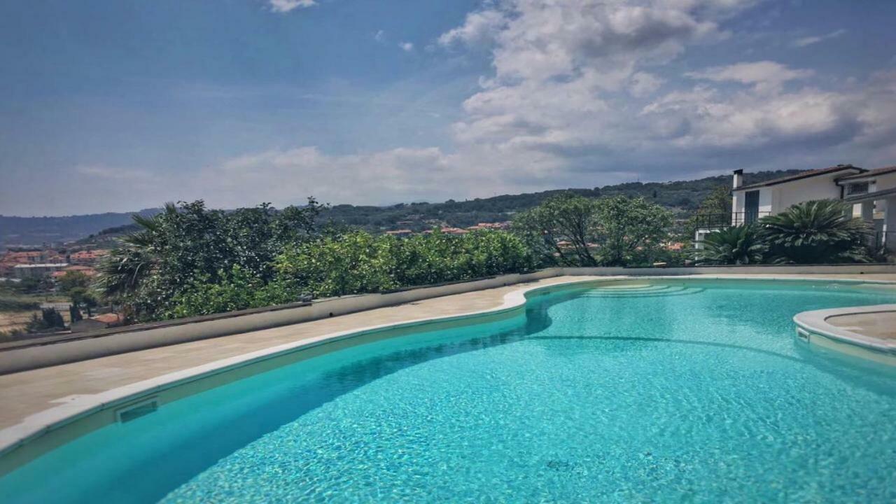 Ue Marin Villa Cervo Eksteriør bilde